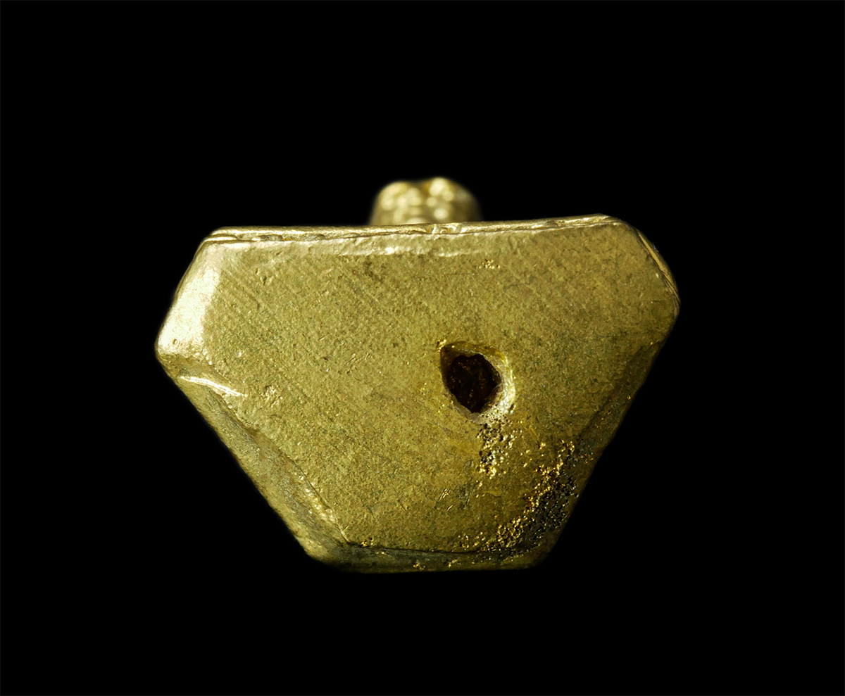 7Jan2026 (291)ap.jpg - รูปหล่อรุ่นแรก หลวงพ่อแสง(พระครูโอภาส กิจจาทร) วัดบางสระเก้า ต.บางสระเก้า อ.แหลมสิงห์ จ.จันทบุรี เนื้อทองทิพย์ ทองระฆัง พระเก่าสวย มวลสารดี น่าเก็บสะส [..] | https://kamulet.in.th